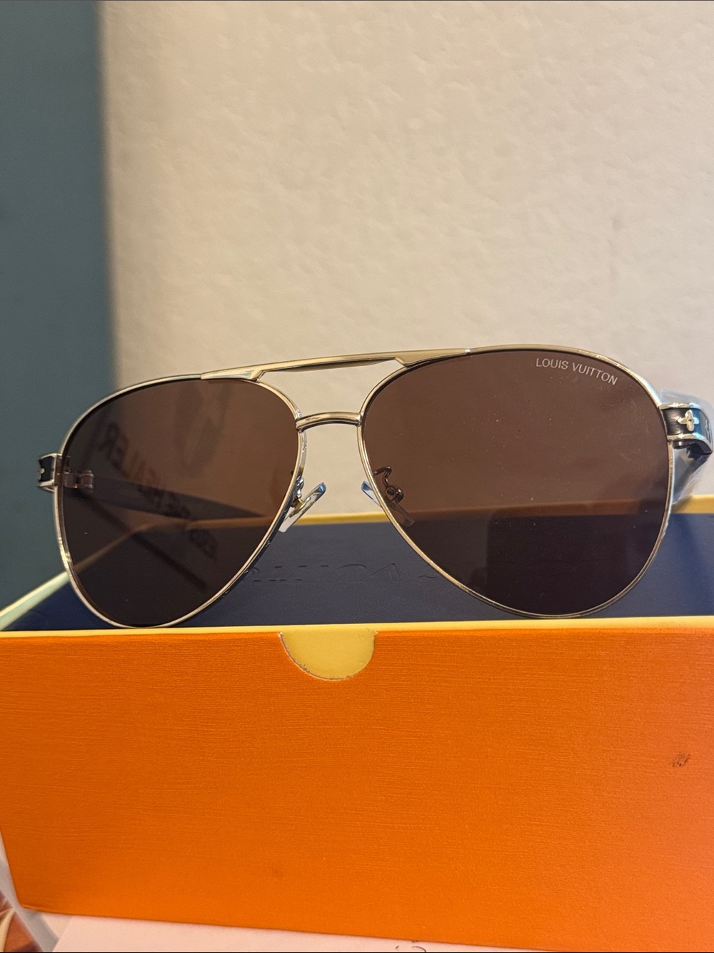 Fashion Men's Silver Aviator Sunglasses - Brown Lenses